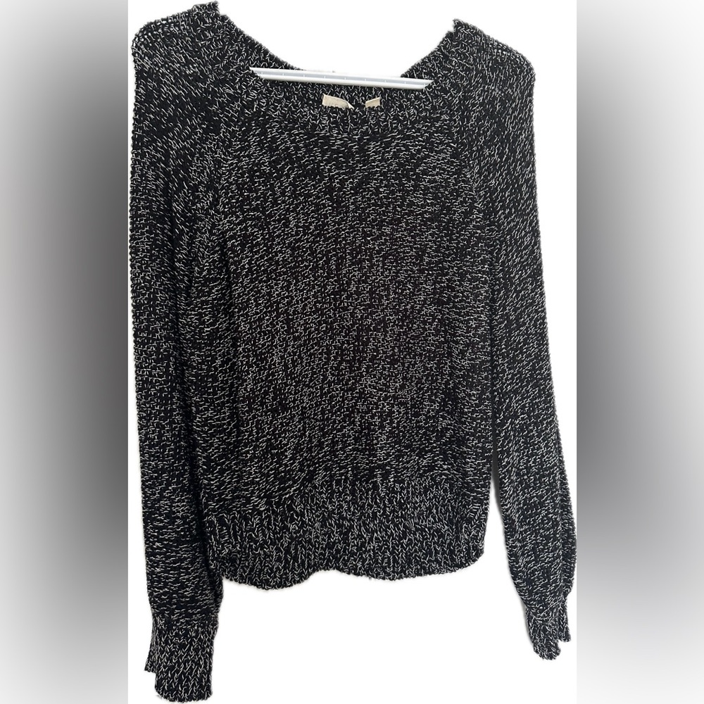 Women’s full sleeve top
